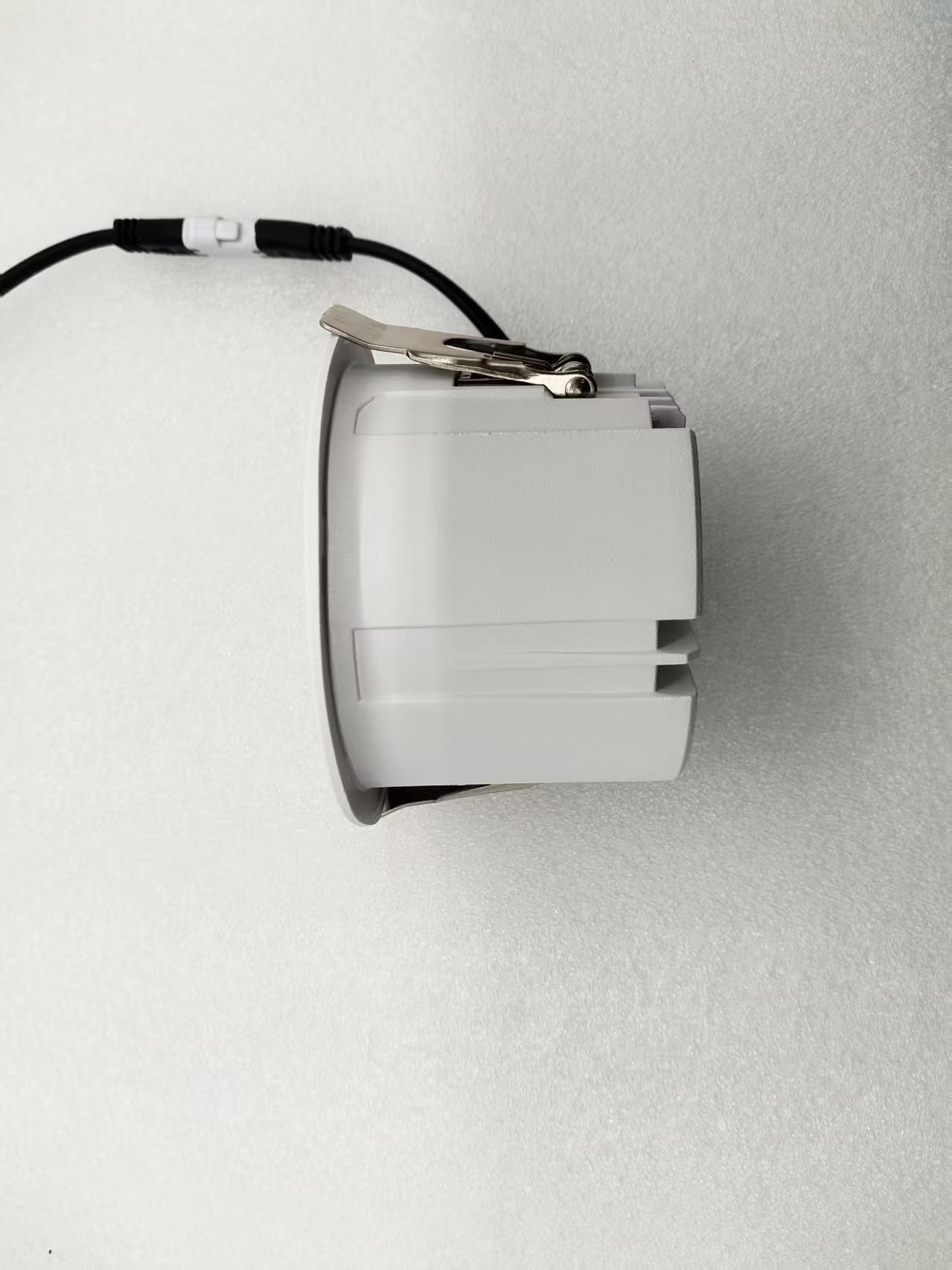 Side thumbnail